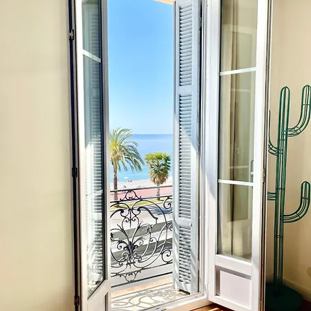 Promenade Des Panoramic Sea View アパート ニース